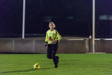 Bild 100 - B-Juniorinnen VfL Pinneberg - Eimsbuettler TV : Ergebnis: 1:0